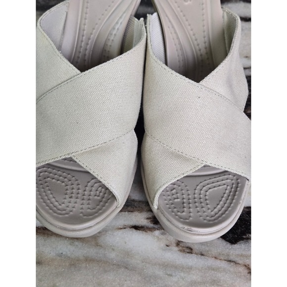 Crocs Leigh II Canvas Cross-Strap Wedge Sandals Beige Oatmeal Womens 3 Inch sz 7 - Picture 10 of 10